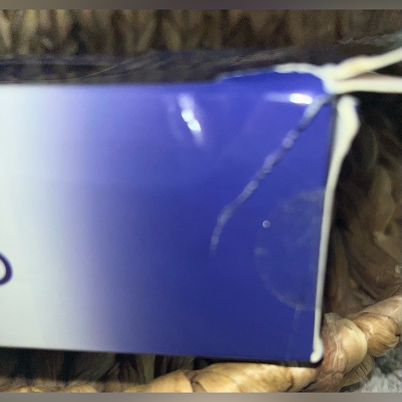 Active Glow Facial Cleansing Brush Skincare Brush with Charcoal Infused Bristles - Picture 3 of 3